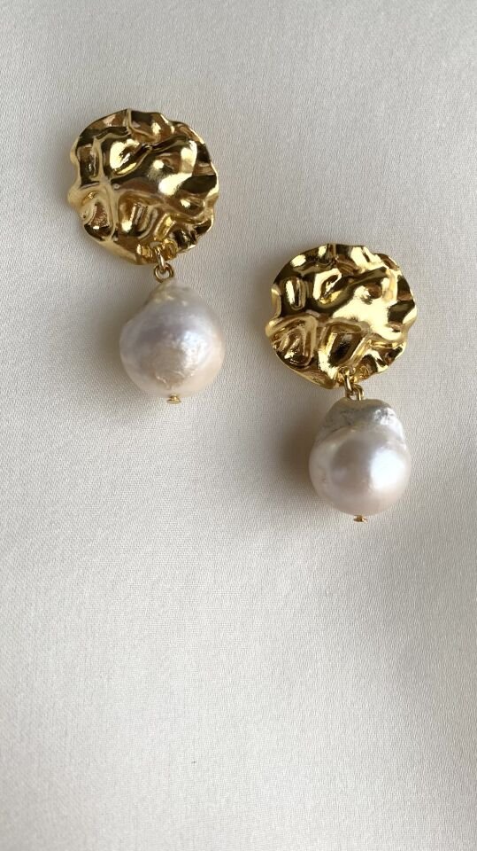 Dokulu Barok İnci Küpe