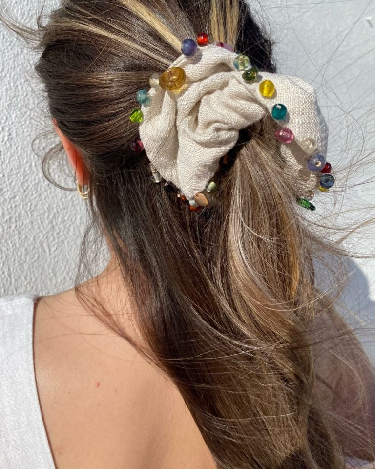 Cam Boncuklu Scrunchie