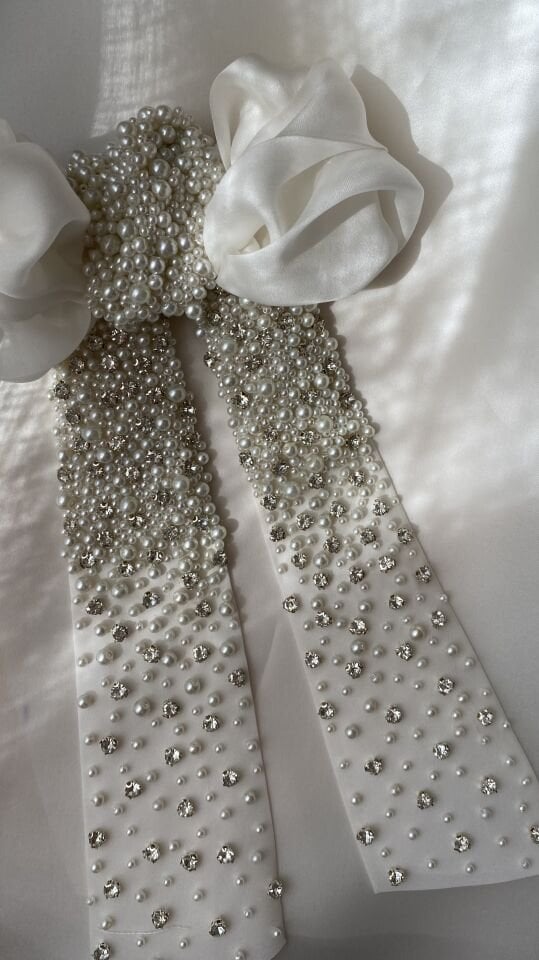 Kristal Taş İşlemeli Serpme İnci Fiyonk